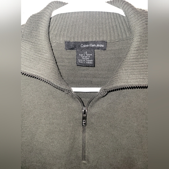 Calvin Klein Dark Green Half Zip Pull Over Sweater - Picture 3 of 5